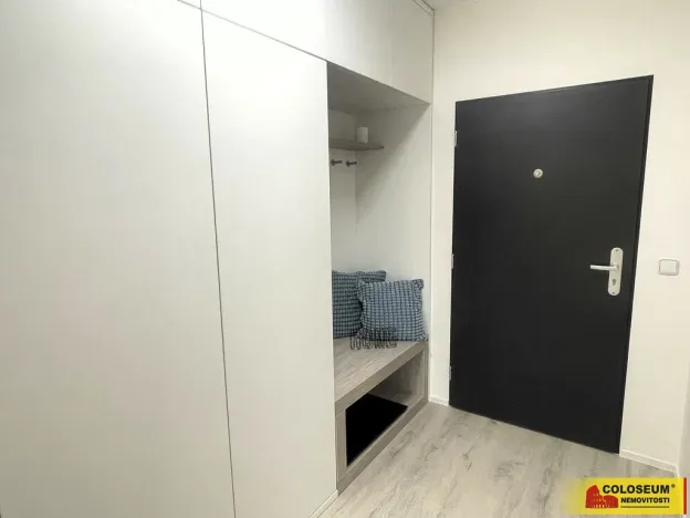 Pronájem bytu 1+kk, Pohořelice, U Kasáren, 38 m2