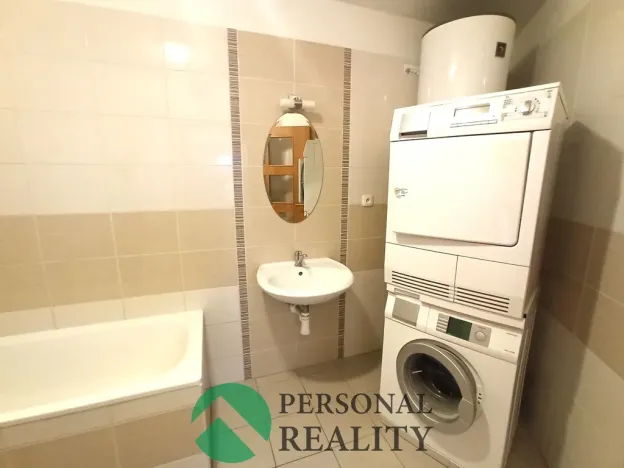 Pronájem bytu 1+kk, Přelouč, 28. října, 57 m2