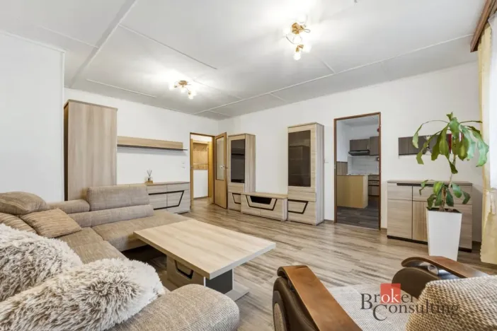 Prodej bytu 3+1, Chlumec nad Cidlinou - Kladruby, 77 m2