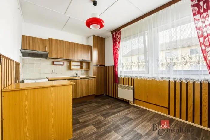 Prodej bytu 3+1, Chlumec nad Cidlinou - Kladruby, 77 m2