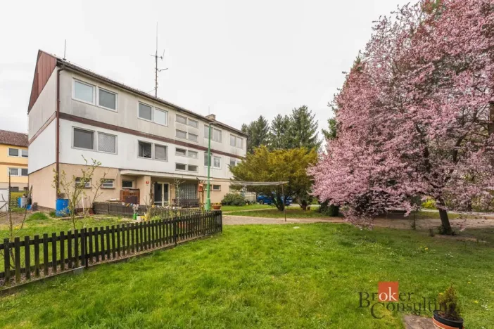 Prodej bytu 3+1, Chlumec nad Cidlinou - Kladruby, 77 m2