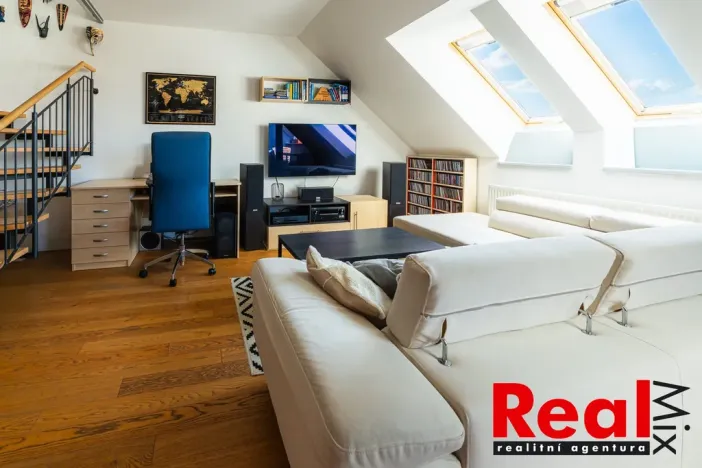 Prodej bytu 3+kk, Praha - Chodov, Starochodovská, 92 m2