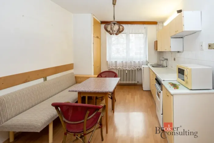 Pronájem bytu 2+1, Žďár nad Sázavou - Žďár nad Sázavou 3, Revoluční, 58 m2