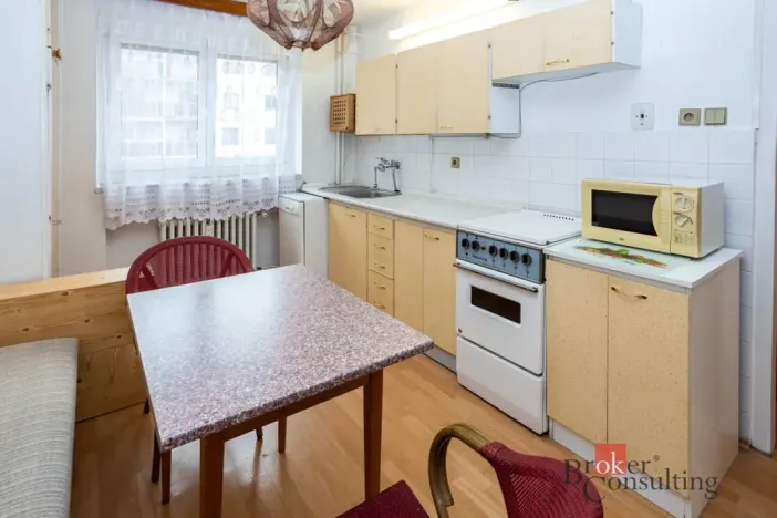 Pronájem bytu 2+1, Žďár nad Sázavou - Žďár nad Sázavou 3, Revoluční, 58 m2