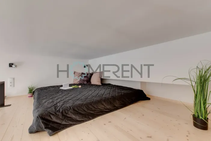 Pronájem bytu 1+kk, Praha - Holešovice, V háji, 28 m2