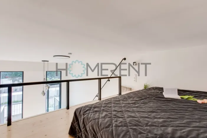 Pronájem bytu 1+kk, Praha - Holešovice, V háji, 28 m2