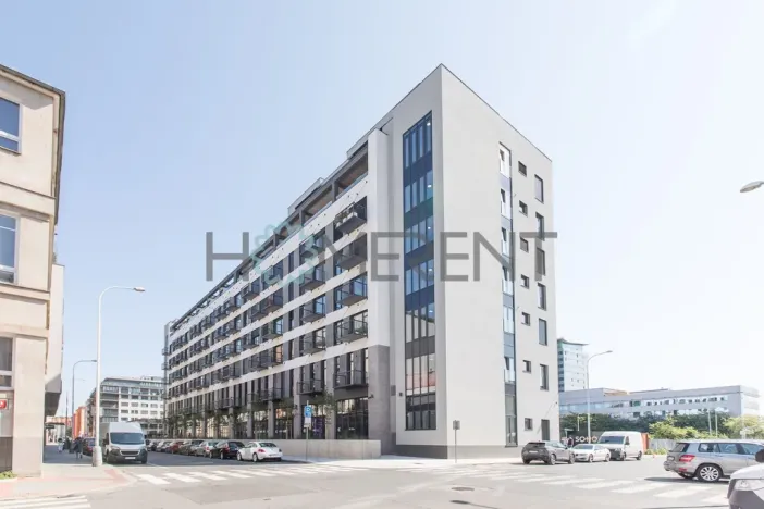 Pronájem bytu 1+kk, Praha - Holešovice, V háji, 28 m2