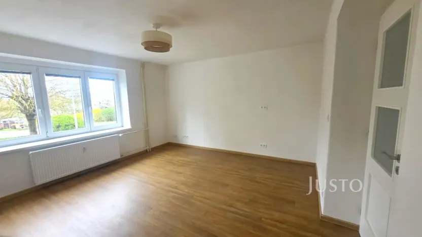 Pronájem bytu 1+1, Písek, Smetanovo nám., 38 m2