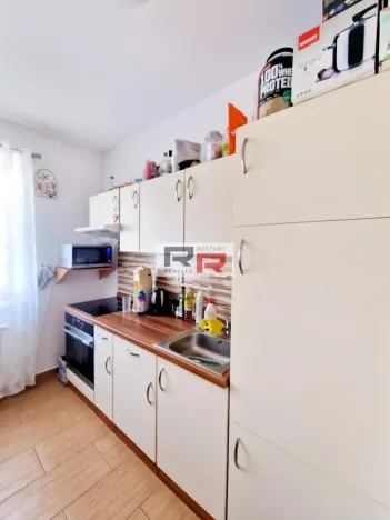 Pronájem bytu 1+1, Olomouc - Hodolany, Hodolanská, 40 m2