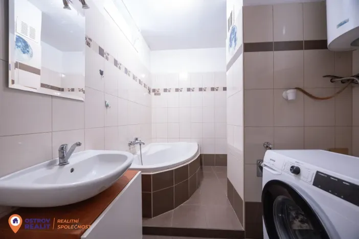 Prodej bytu 3+1, Lukavice, 76 m2