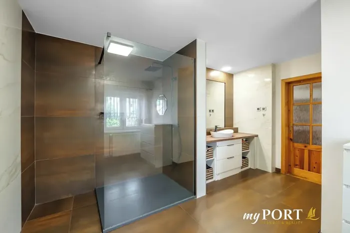 Prodej vícegeneračního domu, Chyše, Žižkovo náměstí, 322 m2