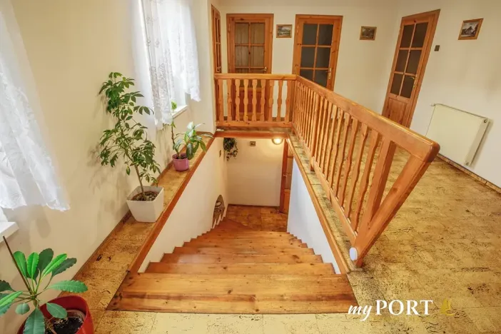 Prodej vícegeneračního domu, Chyše, Žižkovo náměstí, 322 m2