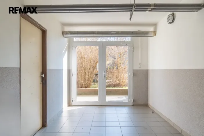 Prodej bytu 3+1, Jesenice, V Lázních, 72 m2