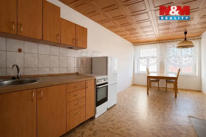 Pronájem bytu 2+1, Horažďovice, Mírové náměstí, 70 m2