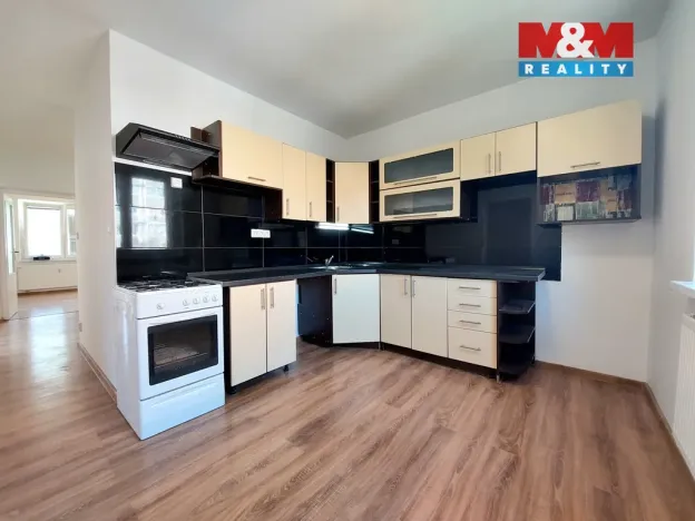 Prodej bytu 4+1, Klášterec nad Ohří, Družstevní, 81 m2