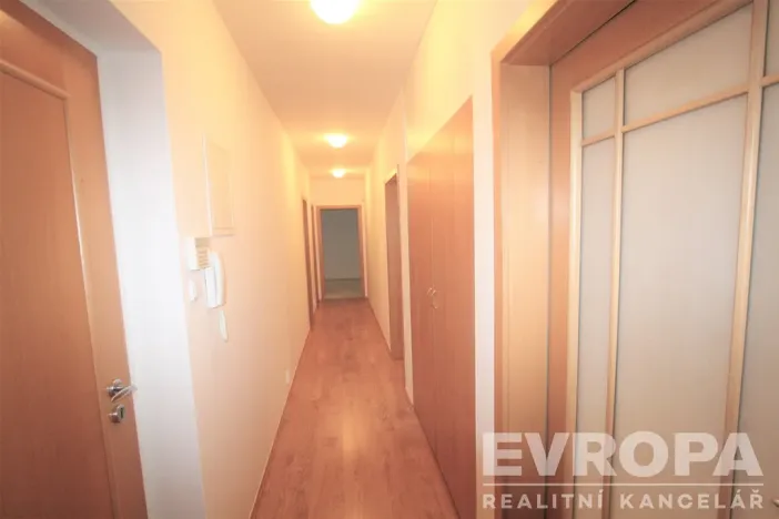 Pronájem bytu 2+kk, Praha - Záběhlice, Za návsí, 73 m2