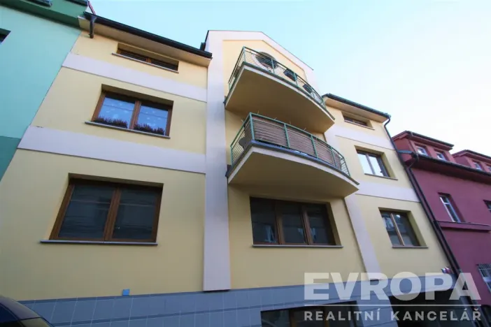 Pronájem bytu 2+kk, Praha - Záběhlice, Za návsí, 73 m2