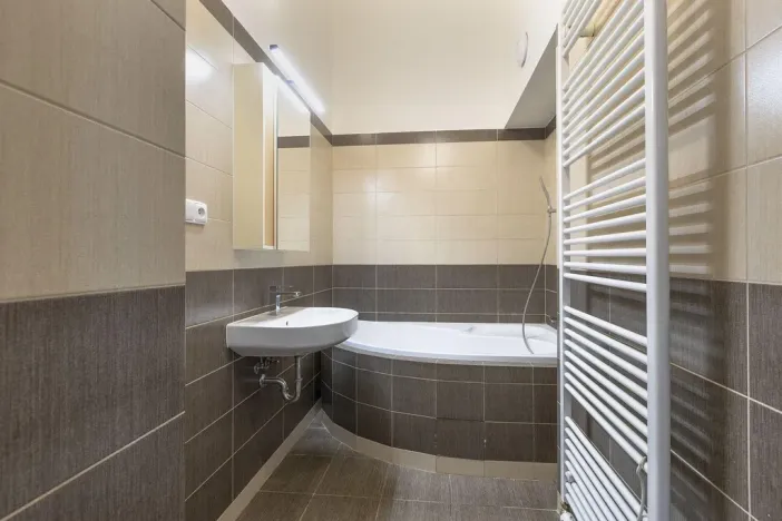 Pronájem bytu 3+kk, Hradec Králové, Šafaříkova, 95 m2