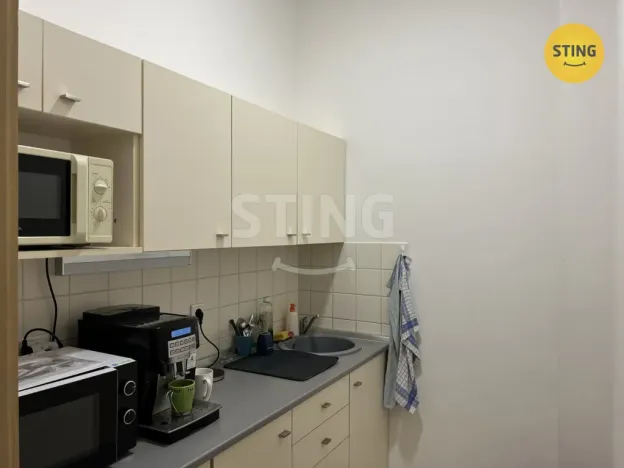 Pronájem kanceláře, Pardubice, Průmyslová, 15 m2