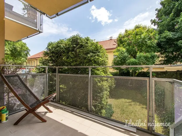 Pronájem bytu 1+kk, Praha - Hlubočepy, Hlubočepská, 38 m2