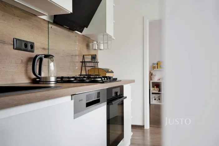 Prodej bytu 3+1, Ústí nad Labem - Střekov, Kamenná, 65 m2