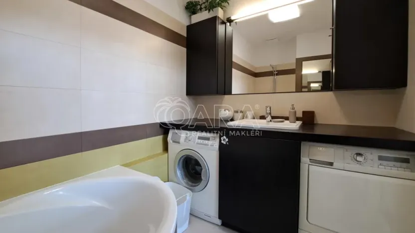 Pronájem bytu 2+kk, Dolní Břežany, U Náměstí, 56 m2