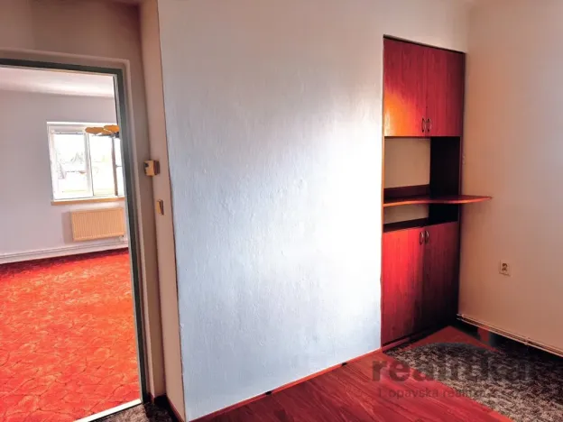 Pronájem bytu 2+1, Opava, Krnovská, 70 m2