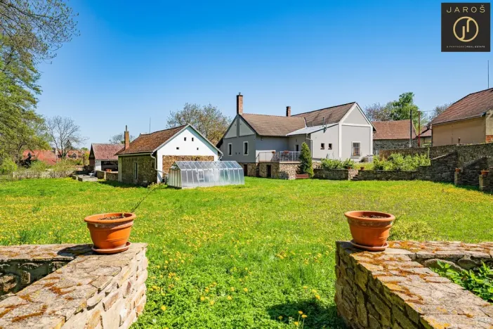 Prodej zemědělské usedlosti, Červené Pečky - Bořetice, 167 m2