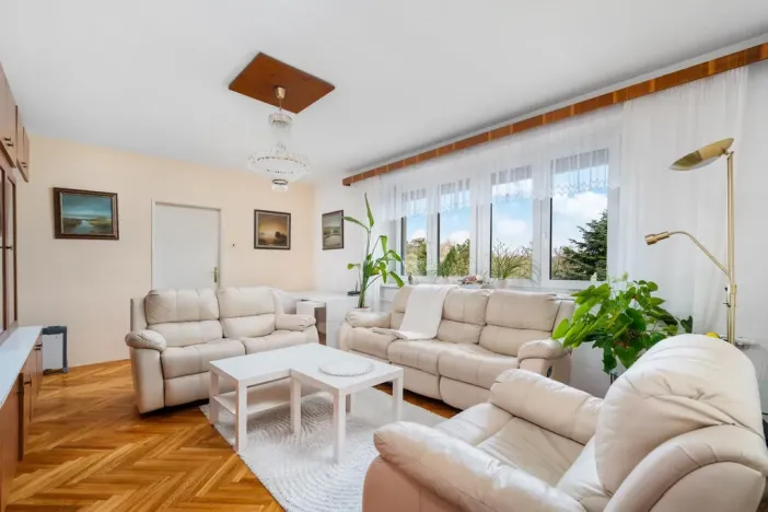 Prodej vily, Dolní Kounice, Zámecká, 270 m2