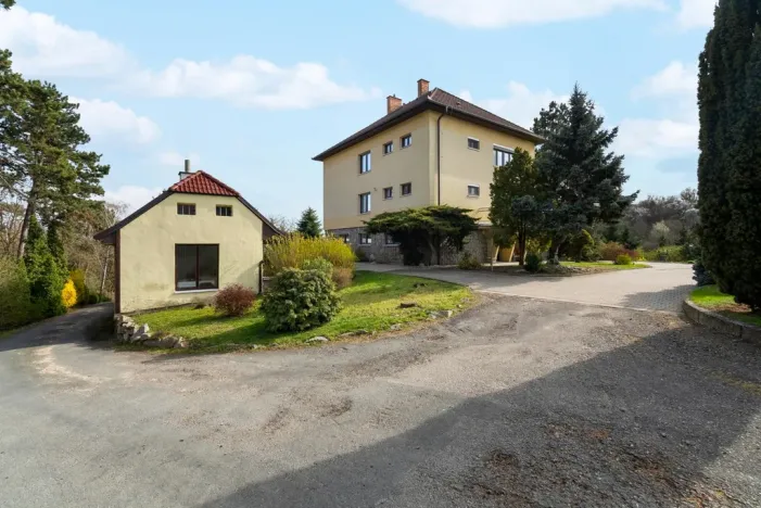 Prodej vily, Dolní Kounice, Zámecká, 270 m2