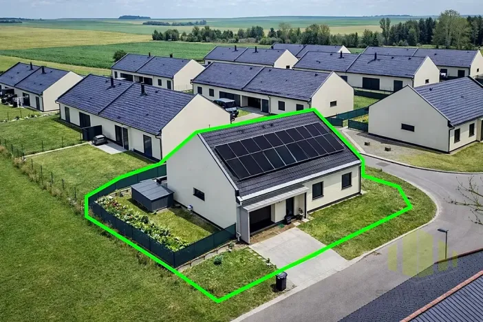 Prodej rodinného domu, Ústín, 128 m2