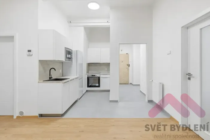 Pronájem bytu 3+1, Praha - Nusle, Na Pankráci, 89 m2
