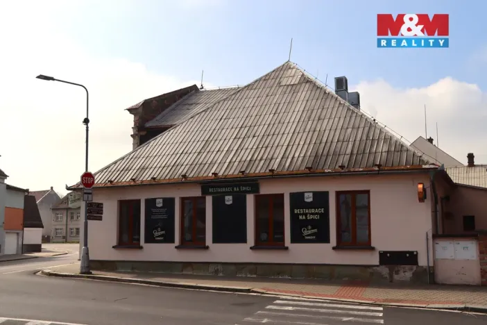 Pronájem restaurace, Holice, Smetanova, 233 m2