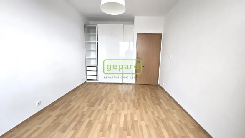 Pronájem bytu 2+kk, Praha, Na Slatince, 70 m2