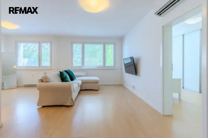 Prodej bytu 4+kk, Praha - Nusle, Pujmanové, 80 m2