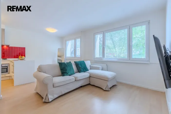 Prodej bytu 4+kk, Praha - Nusle, Pujmanové, 80 m2