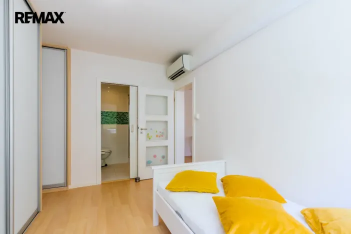 Prodej bytu 4+kk, Praha - Nusle, Pujmanové, 80 m2