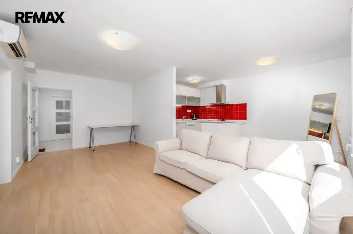 Prodej bytu 4+kk, Praha - Nusle, Pujmanové, 81 m2