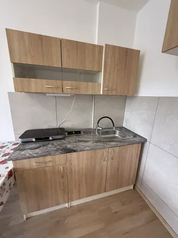 Pronájem bytu 1+kk, Praha - Jinonice, Peroutkova, 26 m2