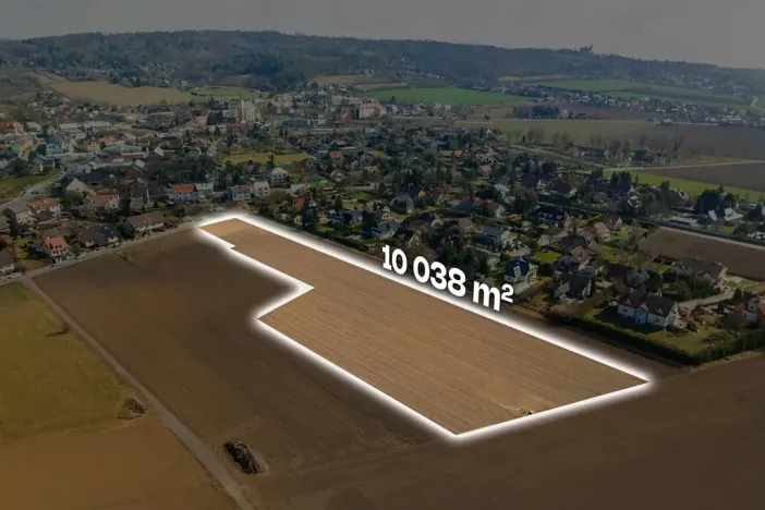 Prodej pozemku pro bydlení, Dolany, 10038 m2