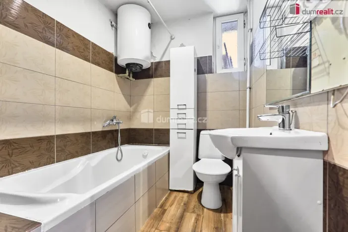 Prodej rodinného domu, Hroznětín, ČSA, 92 m2