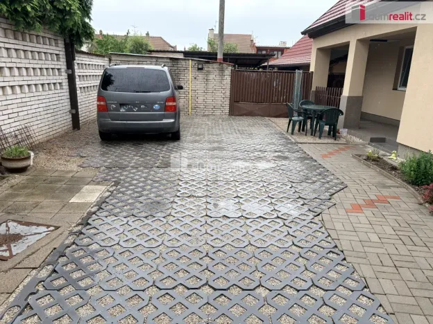 Pronájem bytu 3+kk, Břeclav - Poštorná, Hlavní, 56 m2