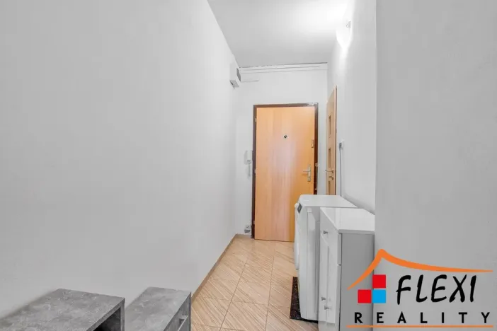 Pronájem bytu 1+kk, Frýdek-Místek - Frýdek, Klicperova, 33 m2