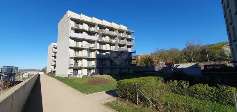 Pronájem bytu 2+kk, Praha - Libeň, Novovysočanská, 53 m2