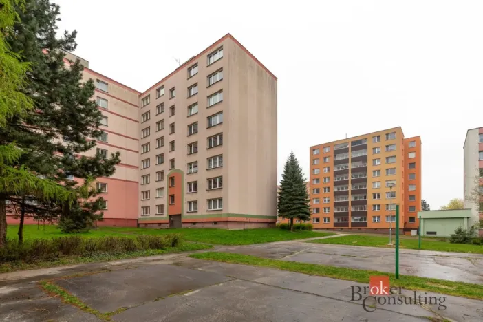 Prodej bytu 3+1, Orlová - Lutyně, Karla Dvořáčka, 71 m2