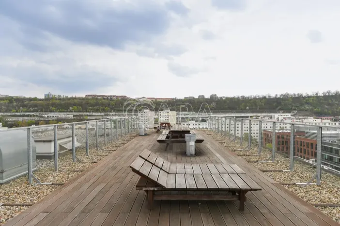 Pronájem bytu 3+kk, Praha - Karlín, Molákova, 42 m2