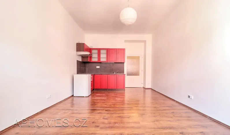 Pronájem bytu 1+kk, Praha - Holešovice, U průhonu, 21 m2