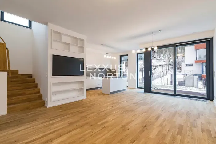 Pronájem rodinného domu, Praha - Dejvice, V Šáreckém údolí, 190 m2