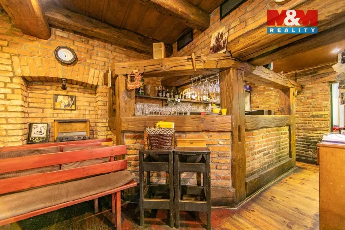Pronájem restaurace, Praha - Ďáblice, Konětopská, 240 m2