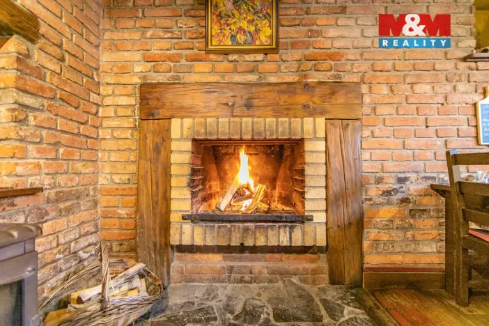 Pronájem restaurace, Praha - Ďáblice, Konětopská, 240 m2